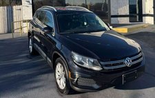 2017 Volkswagen Tiguan 2.0T Wolfsburg Edition