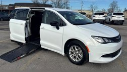 2024 Chrysler Voyager LX