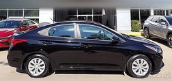 2022 Hyundai Accent SE