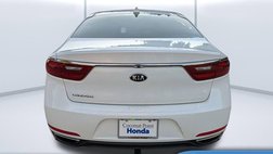 2017 Kia Cadenza Premium