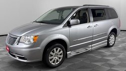 2016 Chrysler Town and Country Touring