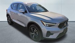 2023 Volvo XC40 B5 Core