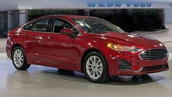 2020 Ford Fusion SE