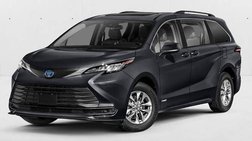 2023 Toyota Sienna LE 8-Passenger
