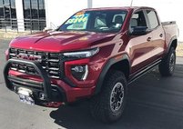 2023 GMC Canyon AT4X