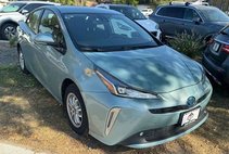 2019 Toyota Prius LE