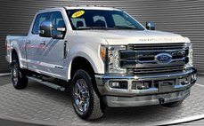 2017 Ford Super Duty F-350 Lariat
