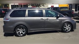 2012 Toyota Sienna SE 8-Passenger