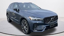 2025 Volvo XC60 B5 Plus Dark Theme