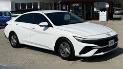 2024 Hyundai Elantra SE