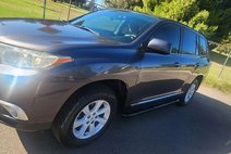 2012 Toyota Highlander SE