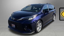 2022 Toyota Sienna XSE 7-Passenger