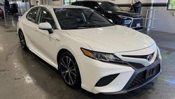 2019 Toyota Camry Hybrid SE