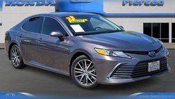 2023 Toyota Camry Hybrid XLE