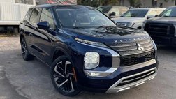 2023 Mitsubishi Outlander SE