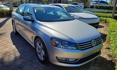 2015 Volkswagen Passat S