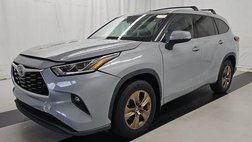 2022 Toyota Highlander Hybrid Bronze Edition