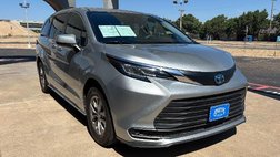 2021 Toyota Sienna LE 8-Passenger