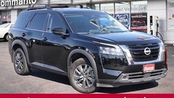 2024 Nissan Pathfinder SV