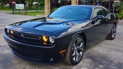 2016 Dodge Challenger SXT Plus