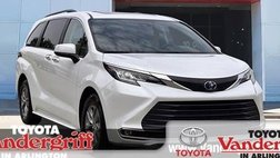 2023 Toyota Sienna XLE