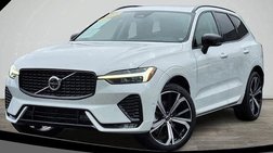 2025 Volvo XC60 B5 Ultra Dark Theme