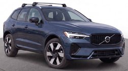 2024 Volvo XC60 Recharge T8 Plus Dark Theme