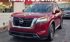 2023 Nissan Pathfinder SV