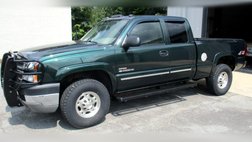 2005 Chevrolet Silverado 2500HD Ext. Cab Short Bed 4WD