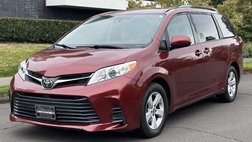 2020 Toyota Sienna LE