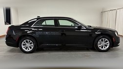 2023 Chrysler 300 Touring