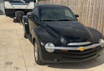 2004 Chevrolet SSR LS