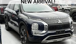 2024 Mitsubishi Outlander PHEV SE