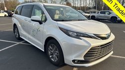 2025 Toyota Sienna XLE 8-Passenger
