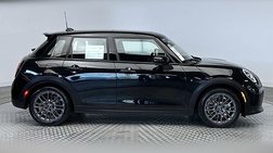 2025 MINI Hardtop Cooper S Signature Trim