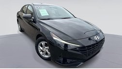 2022 Hyundai Elantra SE