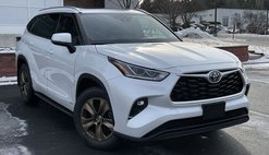 2022 Toyota Highlander Hybrid Bronze Edition