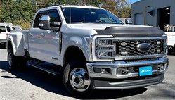 2023 Ford Super Duty F-350 Lariat