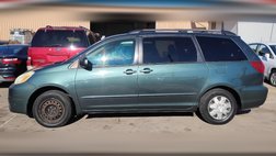 2005 Toyota Sienna LE - 7 Passenger Seating
