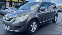 2010 Volkswagen Routan SE