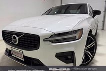 2021 Volvo S60 T5 R-Design