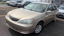 2005 Toyota Camry LE FWD