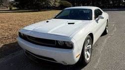 2014 Dodge Challenger SXT Plus