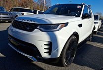 2025 Land Rover Discovery P360 Dynamic SE