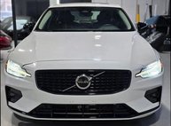2024 Volvo S60 B5 Core Dark Theme