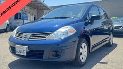2010 Nissan Versa Base