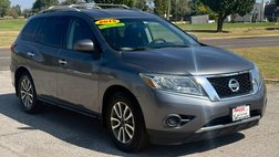 2015 Nissan Pathfinder S