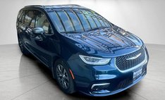 2023 Chrysler Pacifica Hybrid Pinnacle