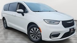 2023 Chrysler Pacifica Hybrid Touring L