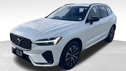 2025 Volvo XC60 B5 Core Dark Theme